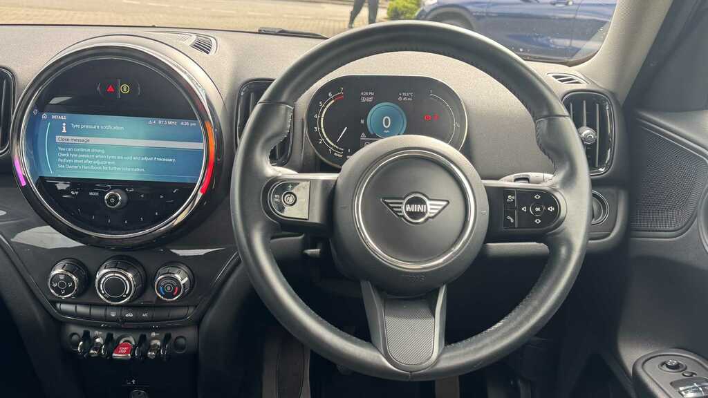 Mini Countryman 1.5 Cooper Classic 2022 FY22NNJ Black #5