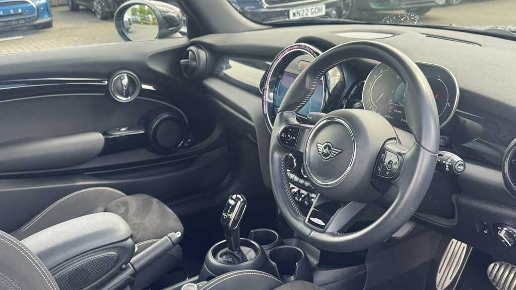 Mini Hatch 1.5 Cooper Sport 2021 ST21HXC Green #6
