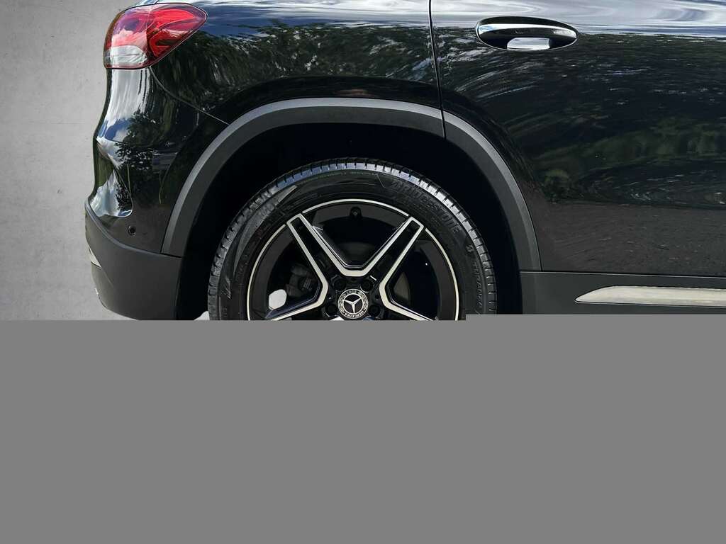 Mercedes-Benz GLA Class 200 Amg Line Premium 2023 KW72FTJ Black #5