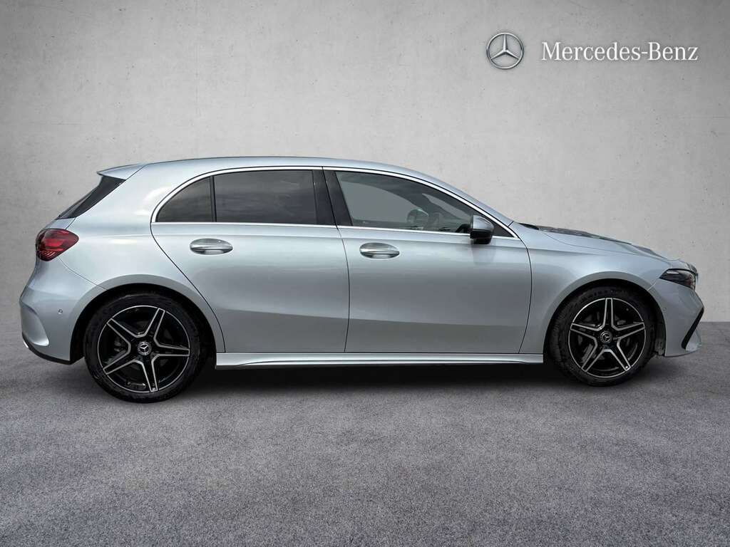 Mercedes-Benz A Class A200 Amg Line Executive 2025 KP75OVD Silver #4