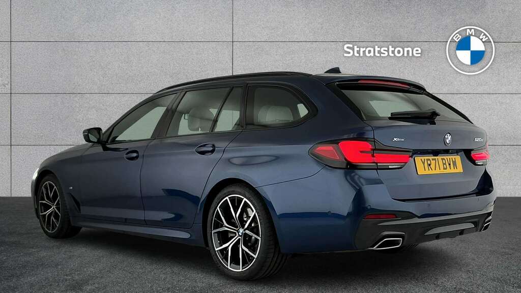 BMW 5 Series 520D Xdrive Mht M Sport Step 2021 Blue