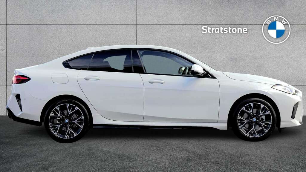 BMW 2 Series 220 M Sport Step 2025 YY75XBH White #3
