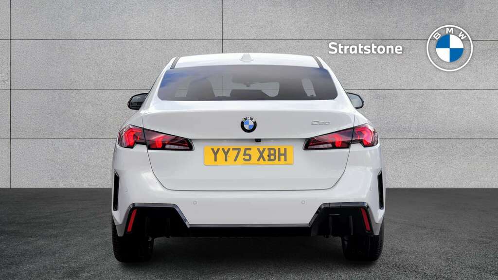 BMW 2 Series 220 M Sport Step 2025 YY75XBH White #5