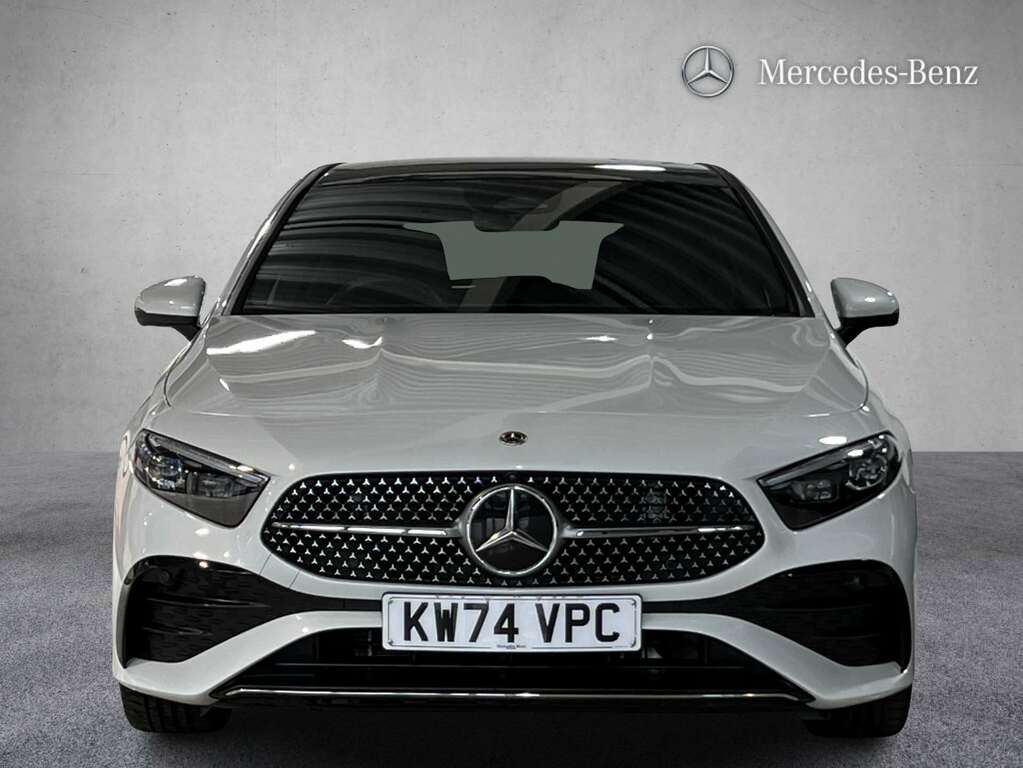Mercedes-Benz A Class A200 Amg Line Premium Plus 2025 KW74VPC White #3
