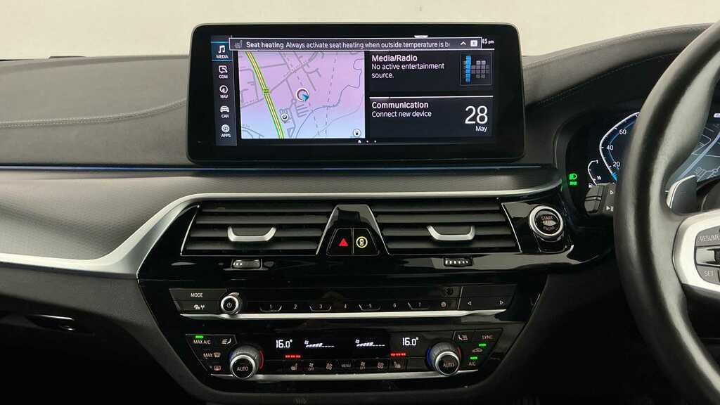 BMW 5 Series 530E M Sport 2023 YC73BRZ Blue #5