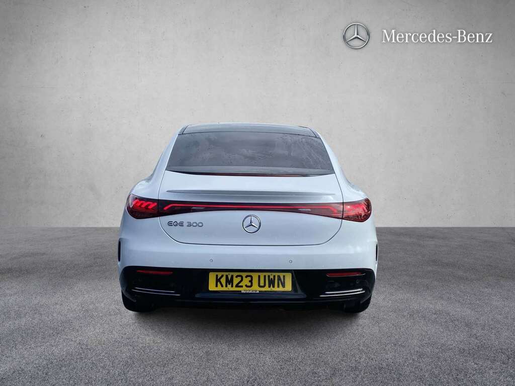 Mercedes-Benz EQE 300 180Kw Amg Line Premium 89Kwh 2023 KM23UWN White #6