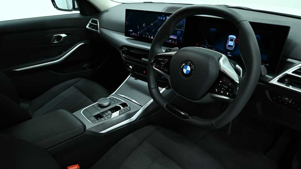 BMW 3 Series 320I Sport Step 2025 YH25WGO White #6