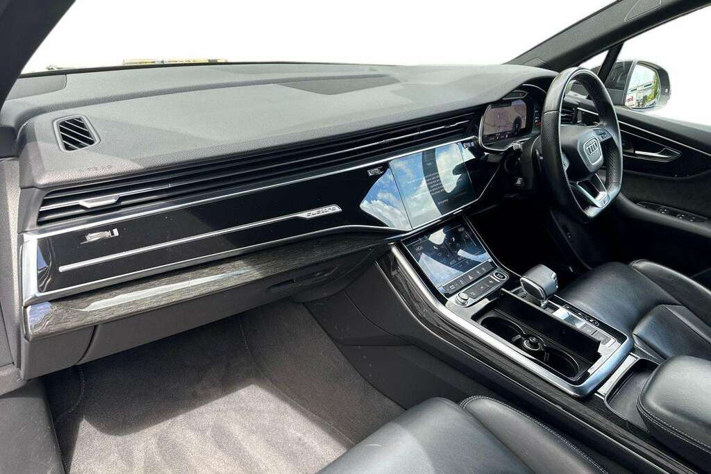 Audi Q7 55 Tfsi Quattro Black Edition Tiptronic 2022 VA71FSF Black #2