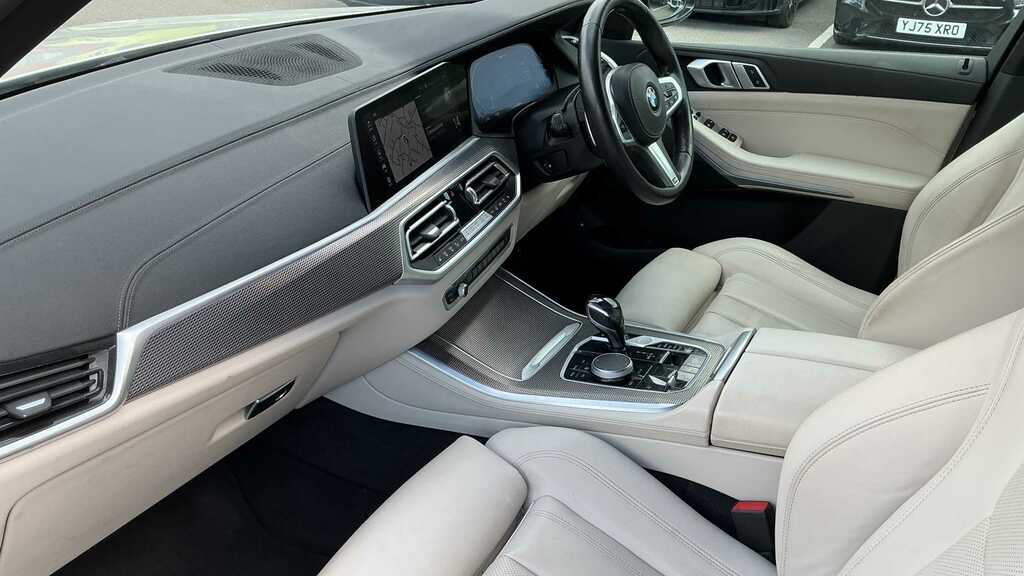 BMW X5 Xdrive45e M Sport 2021 RF21WVJ White #6