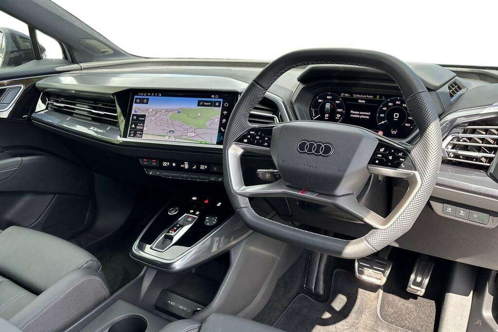 Audi Q4 E Tron 210Kw 45 82Kwh Black Edition 2026 VX26WLO White #5