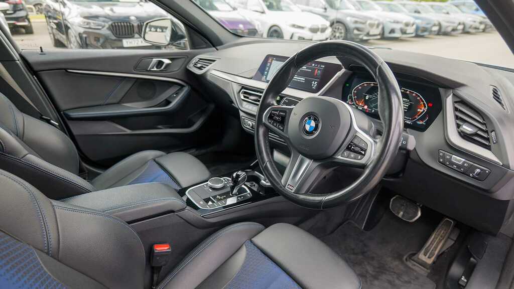 BMW 1 Series 118I 136 M Sport Step Lcp 2023 GV73NDL Grey #4