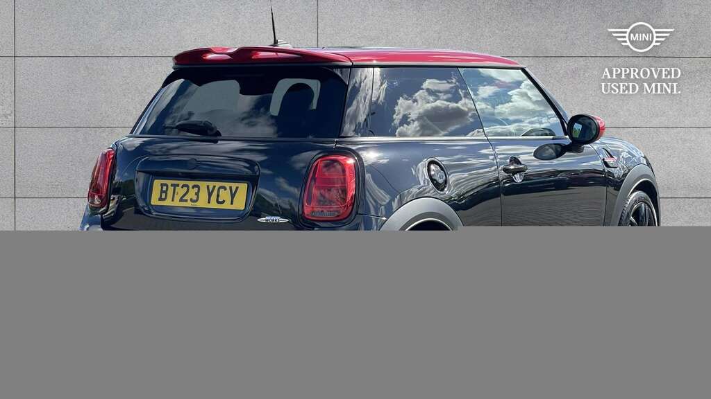 Mini Hatch 2.0 John Cooper Works Premium Plus 2023 BT23YCY Black #4