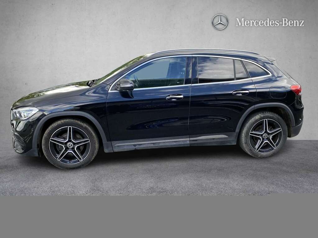 Mercedes-Benz GLA Class 200 Amg Line Premium 2023 KW72JTY Black #3