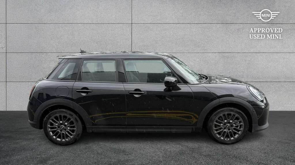 Mini Hatch 2.0 S Classic 2025 YA25GZO Black #3