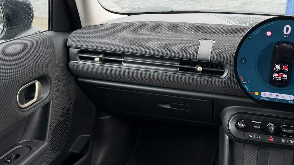 Mini Hatch 2.0 S Classic 2025 YA25GZO Black #6