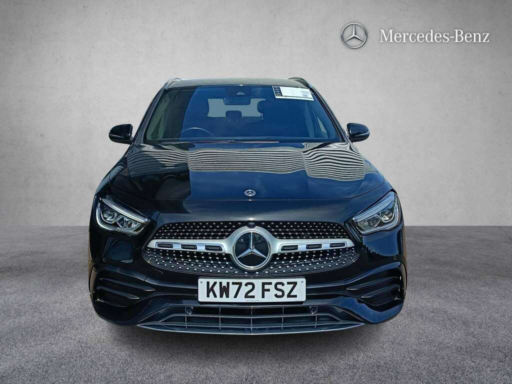 Mercedes-Benz GLA Class 200 Amg Line Premium 2023 KW72FSZ Black #2