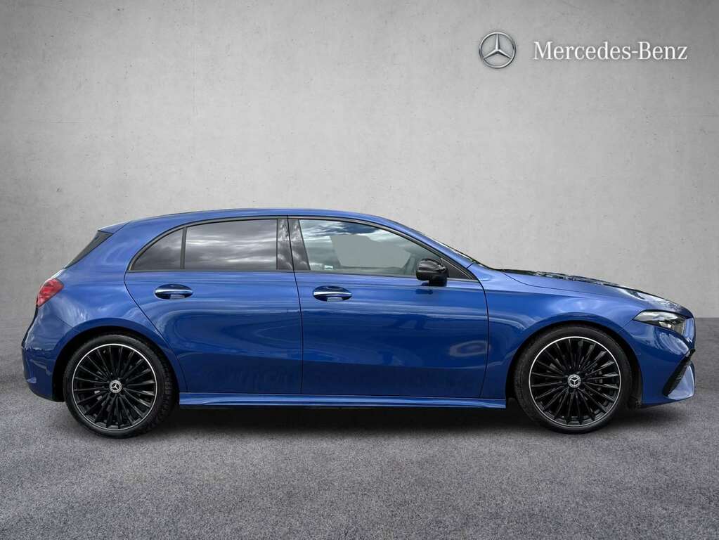 Mercedes-Benz A Class A180 Amg Line Premium Plus 2025 KM25AFK Blue #4