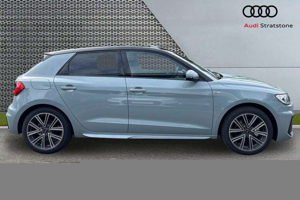 Audi A1 35 Tfsi S Line S Tronic Tech Pack 2026 LM26UZO Grey #4