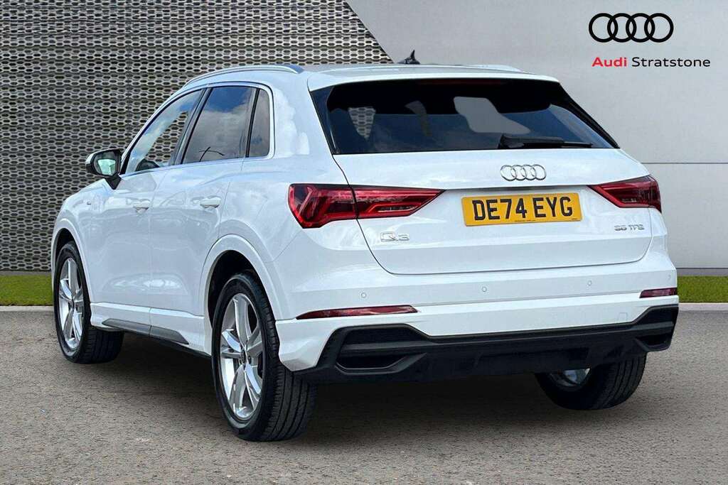 Audi Q3 35 Tfsi S Line S Tronic Leather 2024 DE74EYG White #3