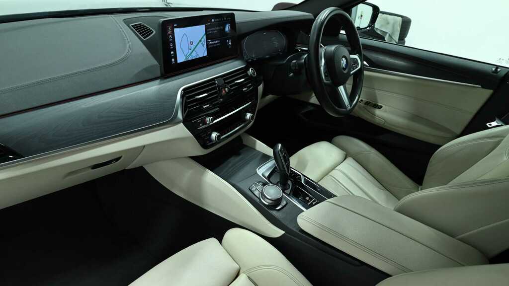 BMW 5 Series 530D Xdrive Mht M Sport 2021 Grey #6