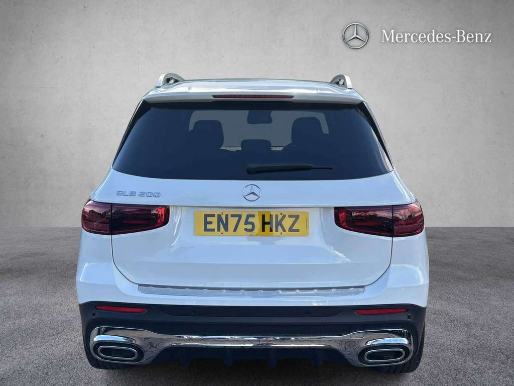 Mercedes-Benz GLB Class 200 Amg Line Executive 7G-tronic 2026 EN75HKZ White #5