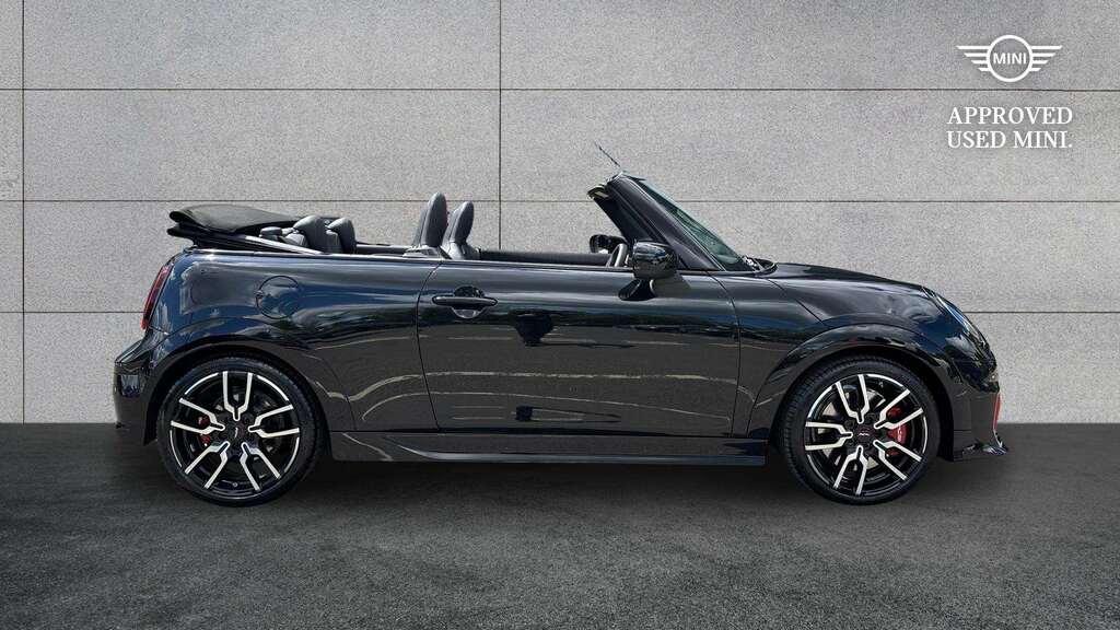 Mini Hatch 2.0 John Works 2025 YB75LKY Black #3