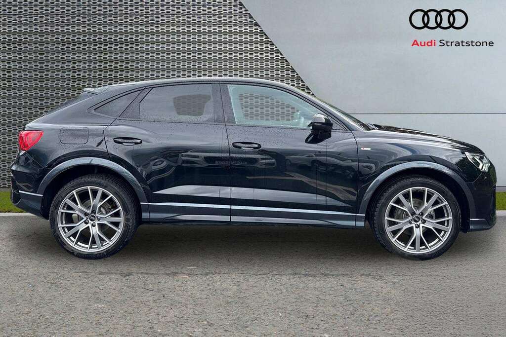 Audi Q3 35 Tfsi Black Edition S Tronic 20 Alloy 202 MV75KNA Black #3