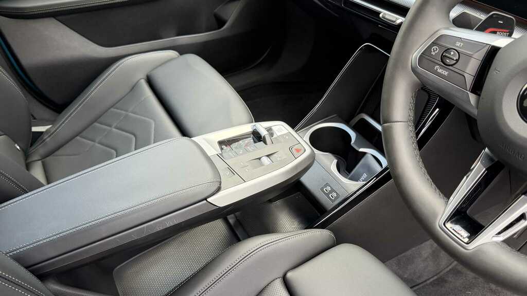 BMW X1 Sdrive 20I Mht M Sport Step 2025 YH75MVL Blue #4