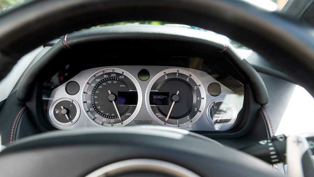 Aston Martin DB9 V12 Volante Touchtronic 2014 White #6