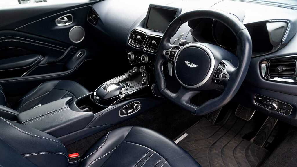 Aston Martin Vantage Zf 8 Speed 2019 LN69RSV Silver #3