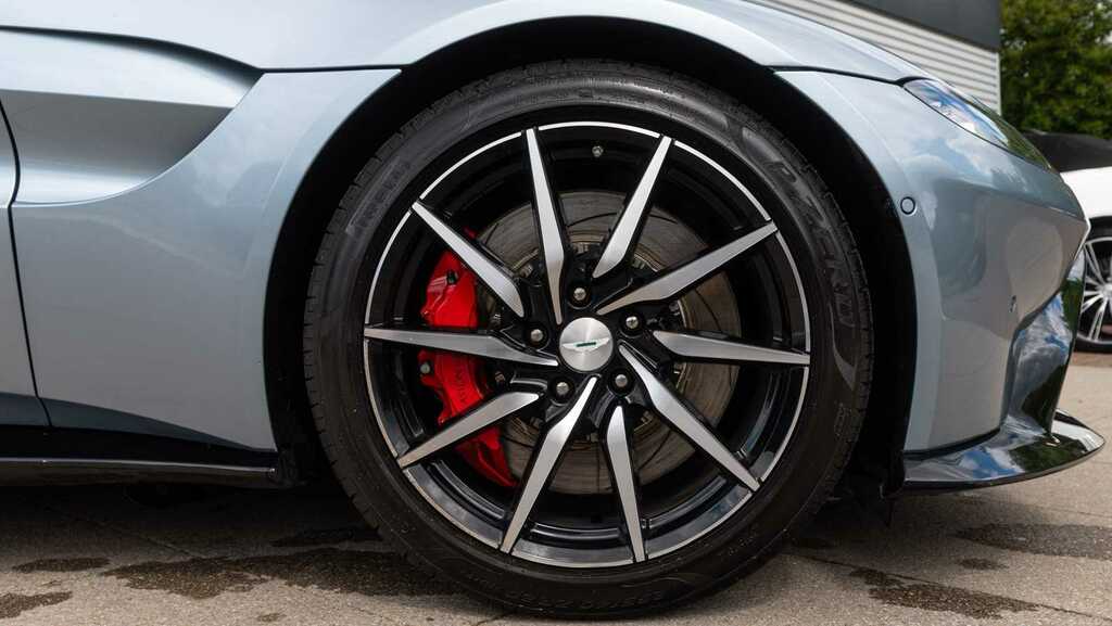 Aston Martin Vantage V8 Roadster Euro 6 Grey #4