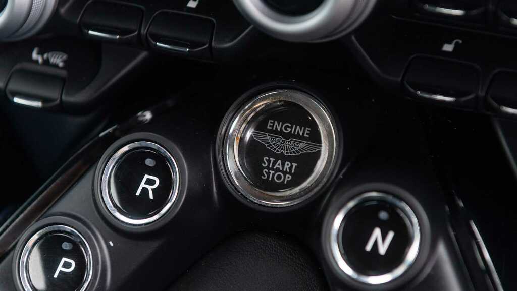 Aston Martin Vantage V8 Roadster Euro 6 Grey #35