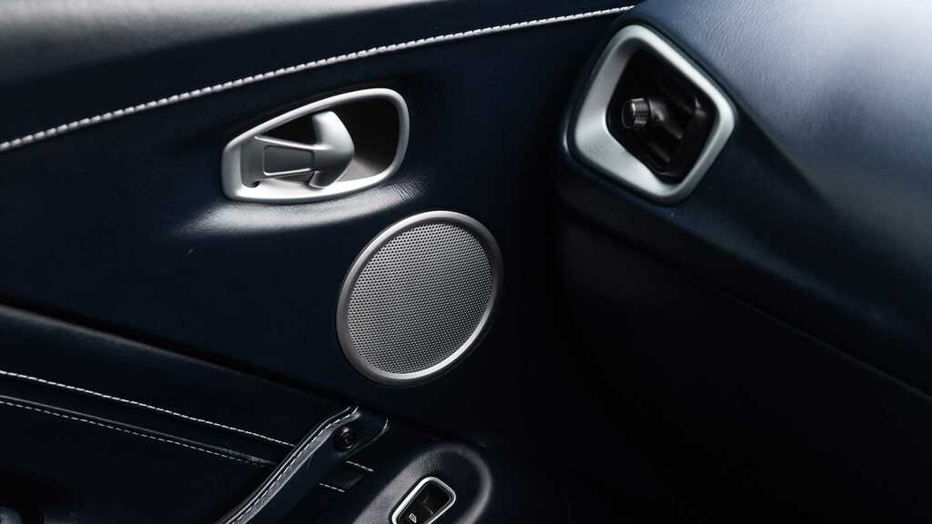 Aston Martin Vantage V8 Roadster Euro 6 Grey #32