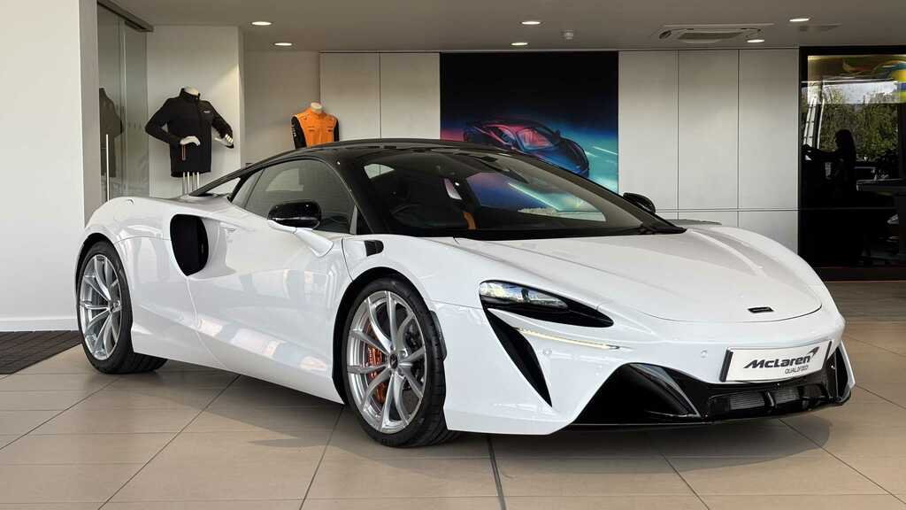 McLaren Artura V6 Phev Dct 2023 White #2