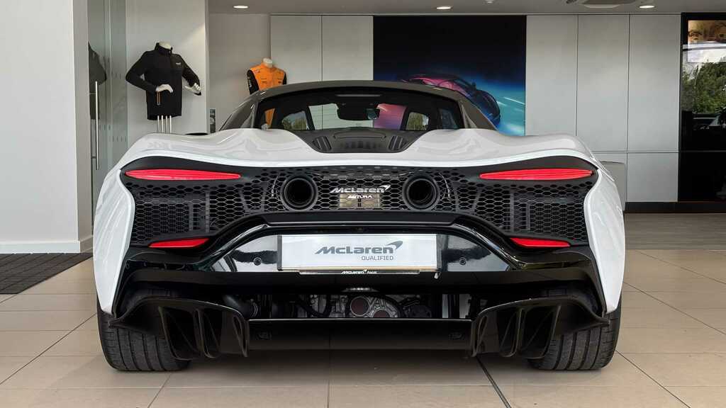 McLaren Artura V6 Phev Dct 2023 White #4