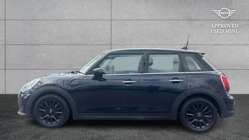 Mini Hatch 1.5 One Classic 2022 YE22UBM Black #3