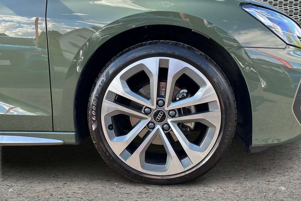 Audi A3 1.5 Tfsi 150 S Line S Tronic 2025 LS75FNN Green #5