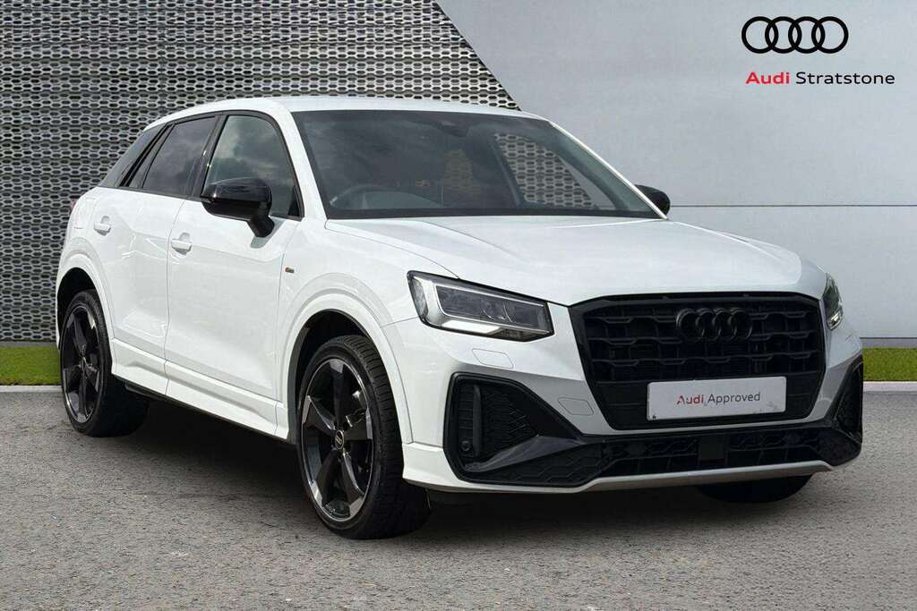 Audi Q2 35 Tfsi Black Edition S Tronic 2025 White