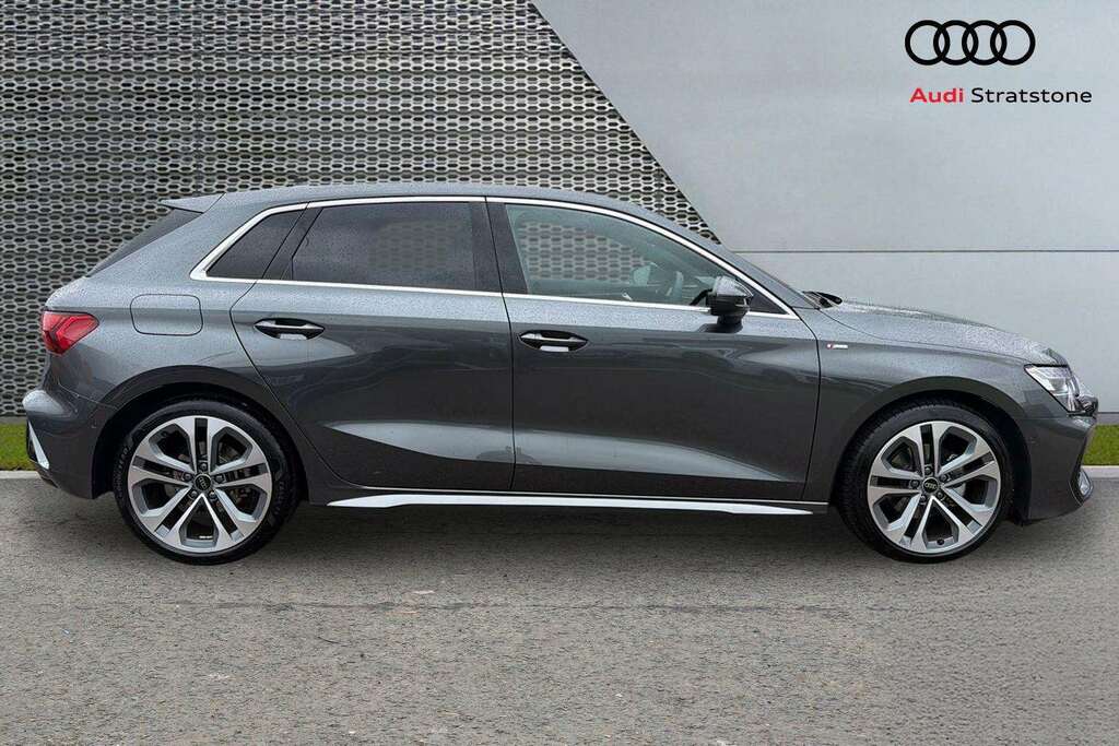 Audi A3 1.5 Tfsi 150 S Line S Tronic 2025 KP75WFX Grey #4