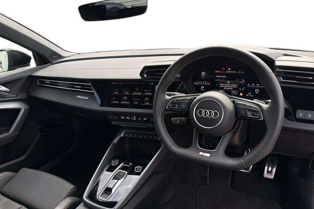 Audi A3 1.5 Tfsi 150 Black Edition S Tronic 2025 KM75DZL Blue #5