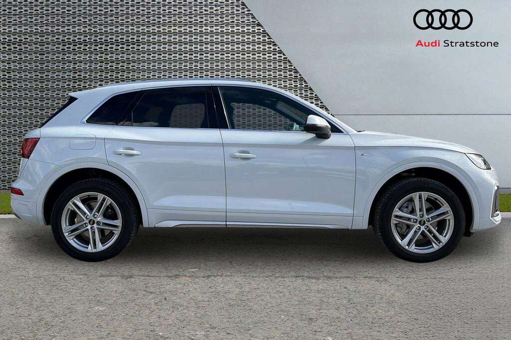 Audi Q5 40 Tdi Quattro S Line S Tronic 2024 BW24FVB White #3