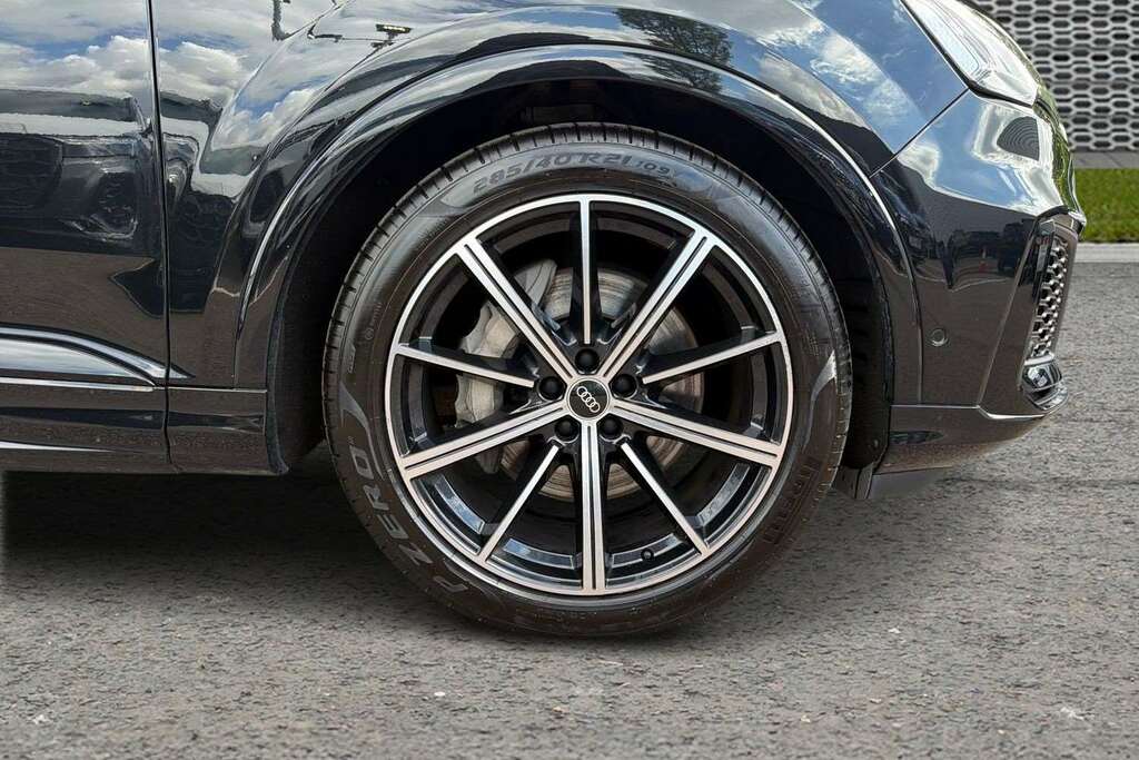 Audi Q7 55 Tfsi Quattro Black Edition Tiptronic 2023 MV23ZSF Black #5