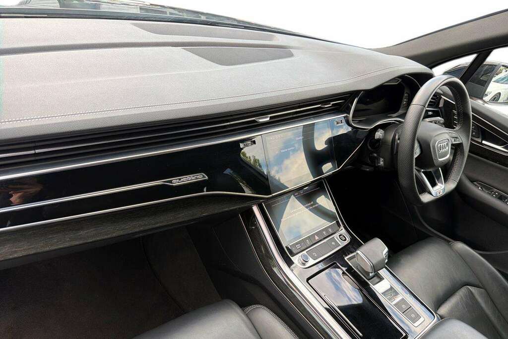 Audi Q7 55 Tfsi Quattro Black Edition Tiptronic 2023 MV23ZSF Black #2