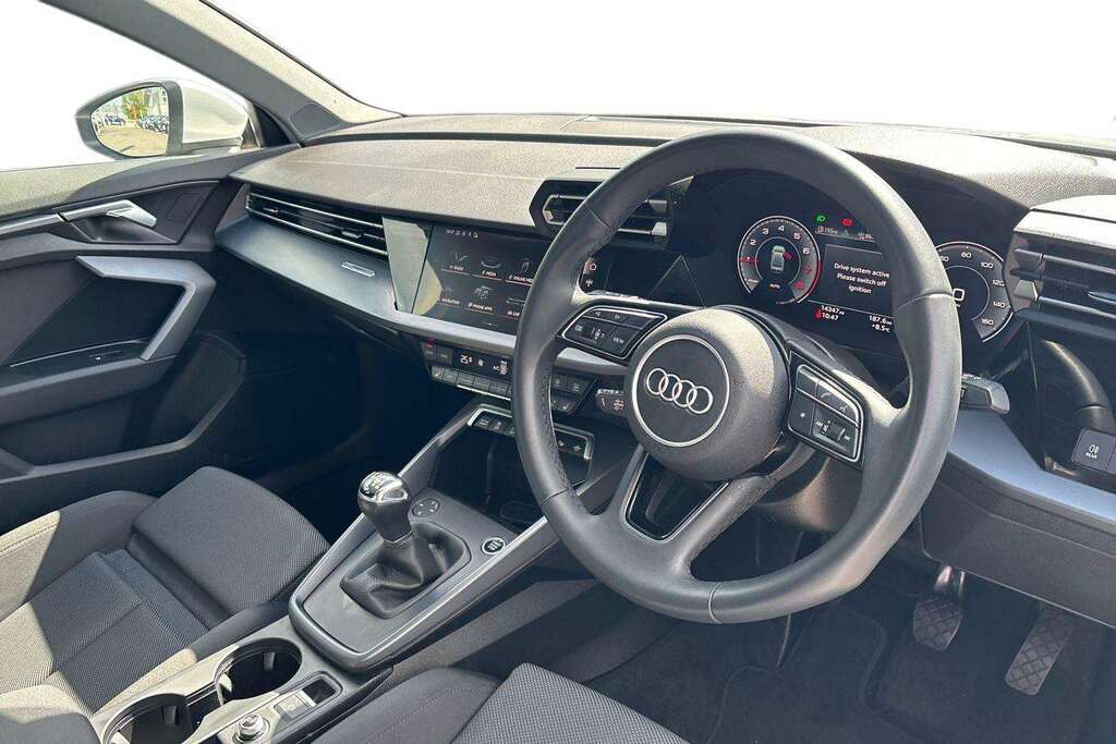 Audi A3 30 Tfsi Sport 2024 MJ74GWK White #6