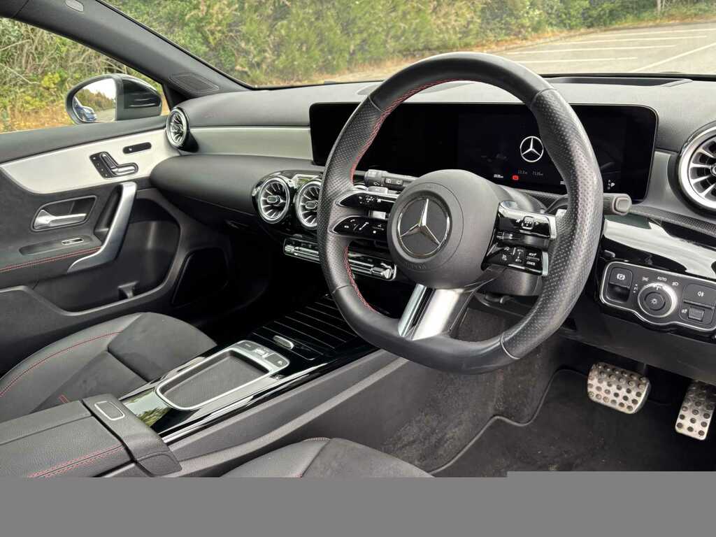Mercedes-Benz A Class A200 Amg Line Premium Plus 2024 KN74TAV Black #6