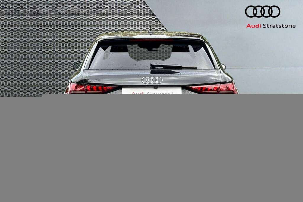 Audi A3 1.5 Tfsi 150 S Line S Tronic 2025 VK75KAU Black #6