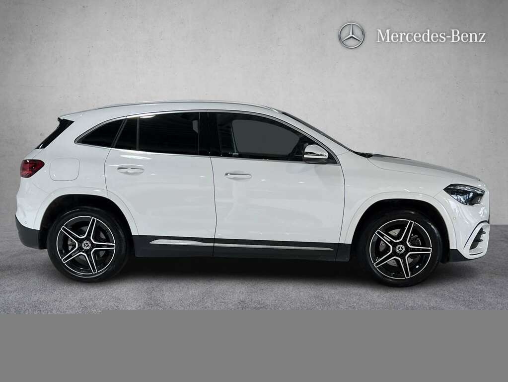 Mercedes-Benz GLA Class 250E Amg Line Executive 2024 WR74BWX White #3