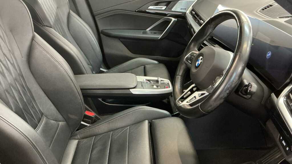 BMW X1 Sdrive 18D M Sport Premier Pro Step 2022 HJ72LCT Black #4