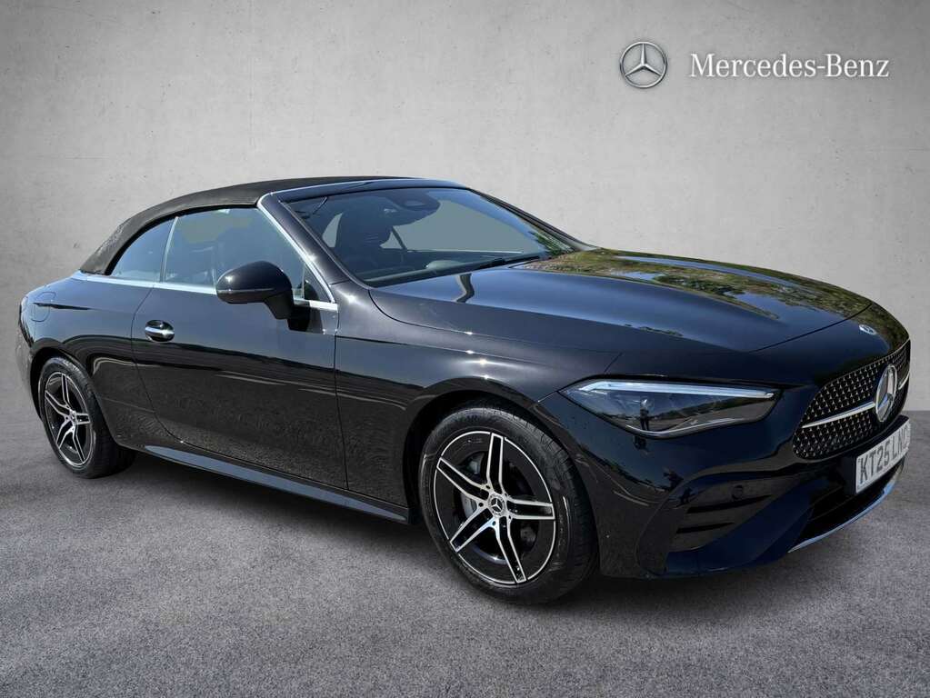 Mercedes-Benz CLE Class 220D Amg Line 9G-tronic 2025 Black