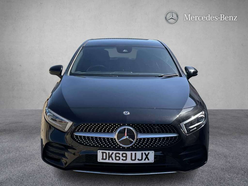 Mercedes-Benz A Class A200d Amg Line Premium Plus 2019 DK69UJX Black #4